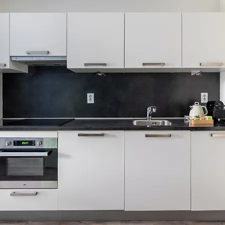 Yays Island By Numa Apartahotel 4*